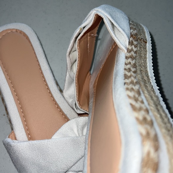 NWOT Cute Espadrilles Slides size 9 - Picture 5 of 6